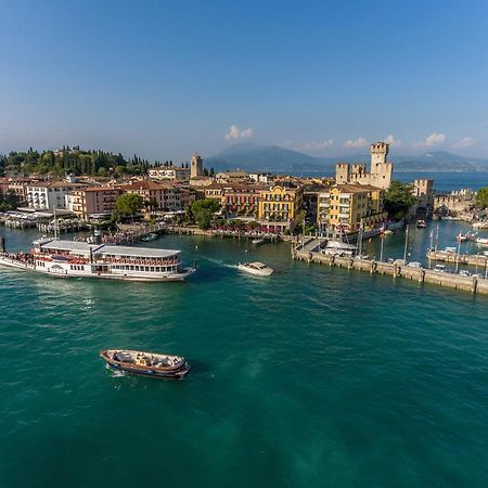 Sorridi Al Lago Сирмионе Экстерьер фото